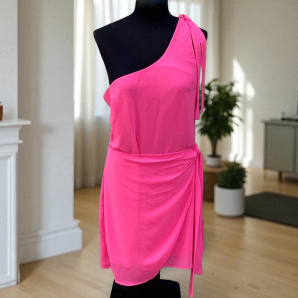 Elegant Pink One Shoulder Dress